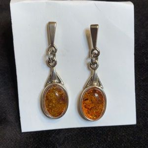 Sterling silver and real amber earring
